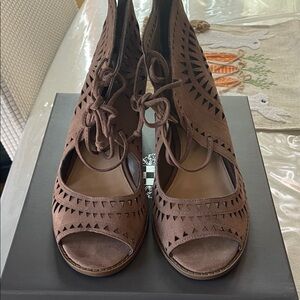 Vince Camuto Brown Suede Peep-Toe Laser-Cut Lace-Up Heels
